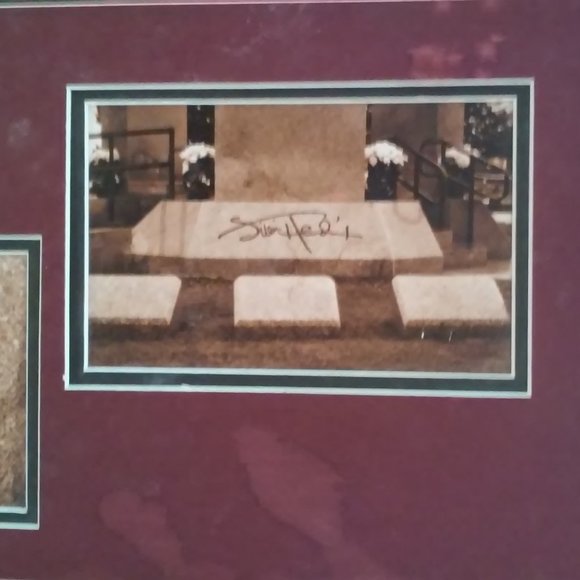 Jimi Hendrix Collectable Pictures On Cardboard 3 Pictures and Guitar Pick - Picture 4 of 4